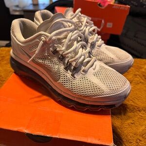 Women’s Nike airmax 2011s